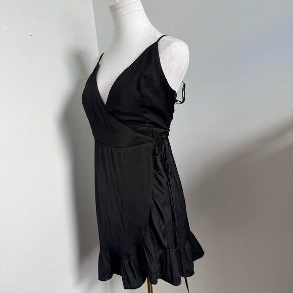 Free People Black Wrap Mini Dress – Ruffle Hem, Spaghetti Strap XS - Picture 4 of 6